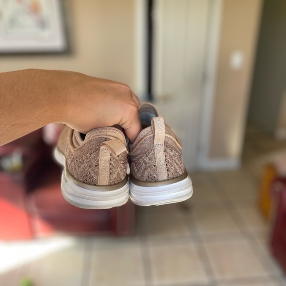 Lululemon APL Techloom Phantom Sneakers - Picture 2 of 6